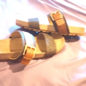 Michael kors sandals
